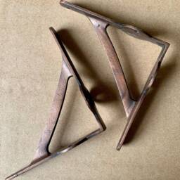Pair Of Traditional Antique Vintage Copper Cast Iron Lugs Shelf Brackets 6 - thumbnail 3