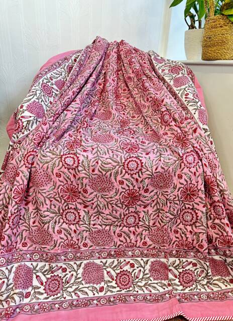 Pure Soft Cotton Indian Floral Dohar Reversible Bed/Sofa Throw Summer Quilted King Size Handmade Handprinted Old Rose Pink White Red Beige - image 1