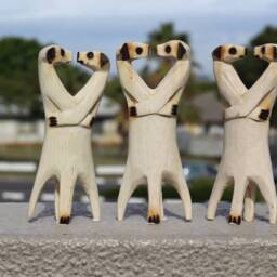 Set Of 3 Kissing Handcarved Meerkats, Olive Wood. Hugging/In Love Suricate Couples. African Interior Decor Gifts Express Shipping Worldwide - thumbnail 2