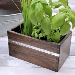 Personalised Indoor Wooden Pot Planter - Herb Handcrafted Wooden Pot Gift For Grandparents Holder - thumbnail 2