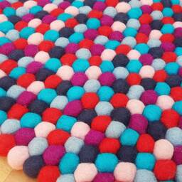 Freckle Felt Ball Rugs 90 cm - 250 cm. 100 % Wool Handmade Nepal Rug - Free Shipping - thumbnail 3