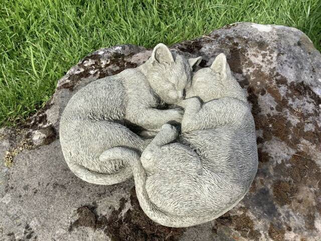Reconstituted Stone Cuddling Cats - image 1