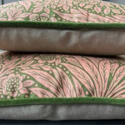 William Morris Marigold Queen Square Pink Olive Floral Sofa Cushion Pillow Cover - thumbnail 4
