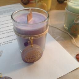 Crown Chakra Meditation Candle - thumbnail 3