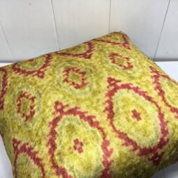 Silk Ikat Pillow Cover - 24x24 - Handwoven Accent Cushion - thumbnail 4