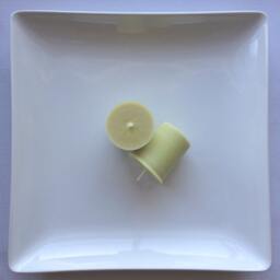 Saffron Pear Strong Scented Votive Candle - thumbnail 2