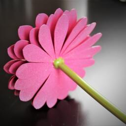 Metal Flower, Daisy, Pink Steel Mother's Day , Mothers Day, Gift For Mom, Flower Girl, Bridesmaid Gift, Wedding Bouquet - thumbnail 3