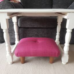 Pink Orchid Footstool Handmade Buttoned Ottoman, Wooden Legs, S - thumbnail 2