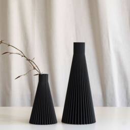 Vase V Black Waterproof Minimalist Modern Vases 3D Printed Made Of Bioplastic - thumbnail 1