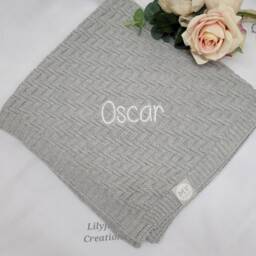 Personalised Embroidered Grey Knitted Baby Blanket New Gift Shower - thumbnail 2
