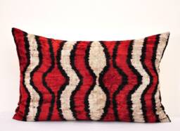 Handmade Red Silk Velvet Ikat Pillow Cover - thumbnail 1