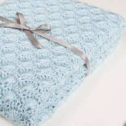 Handmade Crochet Baby Blanket Soft Acrylic Newborn Photo Prop - thumbnail 3