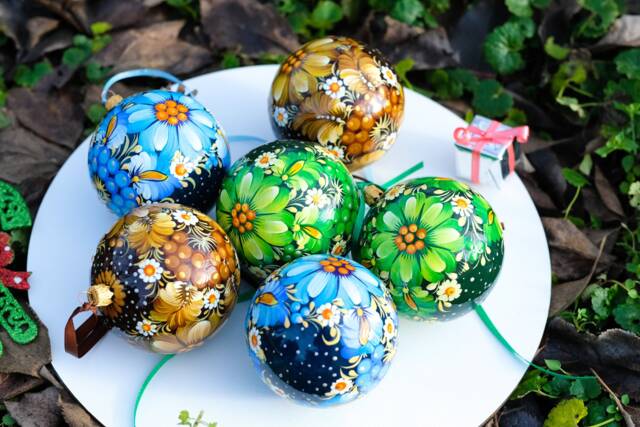 Set Of 6 Christmas Ornaments, Hand-Painted Ukrainian Petrykivka Flower Tree Decorations, Unique Baubles Set - image 1