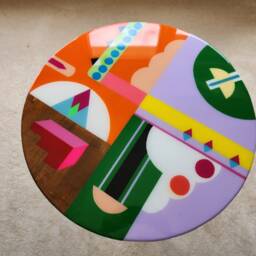 Colorful Resin Round Side End Table, Retro Art Design Wood Coffee Table - thumbnail 2