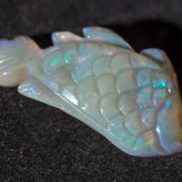 Sale Australian Fish Opal Carving Semi-Blackopal Multicolored Double Sided Rainbow Magic - 19.72 Cts Was 2600 - thumbnail 2