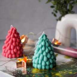 Christmas Tree Soy Wax Candle - Vegan Holiday Home Decor - thumbnail 4