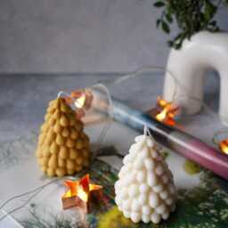 Christmas Tree Soy Wax Candle - Vegan Holiday Home Decor - thumbnail 3