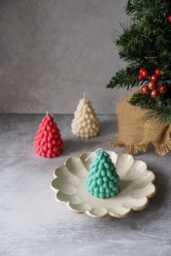 Christmas Tree Soy Wax Candle - Vegan Holiday Home Decor - thumbnail 1