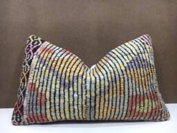 Vintage Turkish Kilim Pillow Cover, Handwoven Accent Cushion - 12x20 - thumbnail 1