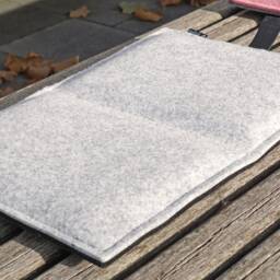 Padded Felt Outdoor Cushion For Playgrounds, Stadiums, Walks - Foldable With Hook Fastening 24 X 38 cm 36 Colours Made in Cologne - thumbnail 2