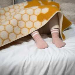 Bee Medium Blanket - Reversible Mustard Wool Throw Baby Shower Gift - thumbnail 3
