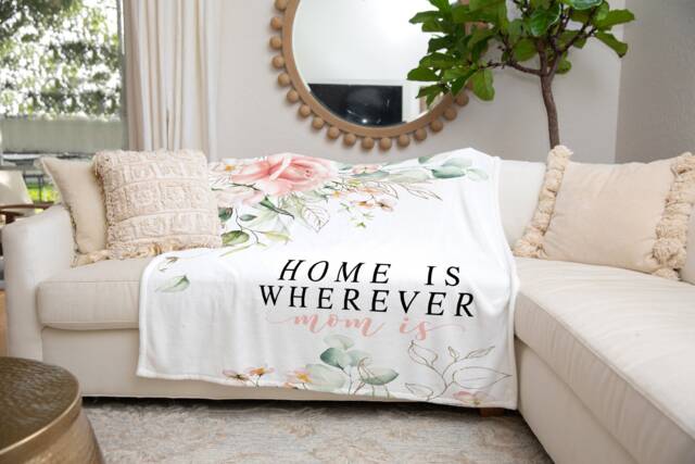 Christmas Blanket, Gift, Personalized Mom Gift For Grandparent, Birthday Mom, We Love You - image 1