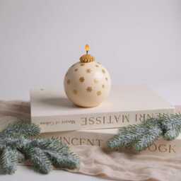 Large Christmas Bauble Candle, Snowflake Ornament Candle, Festive Gift For Her, Holiday Table Decor, Secret Santa Present, Winter Home Candle Set - thumbnail 4