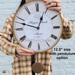 Personalized Crab Clock With Swinging Pendulum - Coastal Nautical Decor - thumbnail 2
