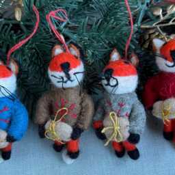 Felt Fox Decoration, Handfelted in Nepal, Gift. Home Accent, Tree Ornament - thumbnail 2