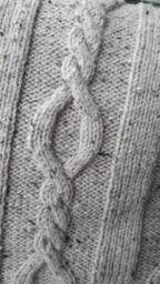Knitted Cushion Beige 4 - thumbnail 2