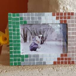 Glass Mosaic Photo Frame Handmade Home Decor - 3x5 Image - thumbnail 2