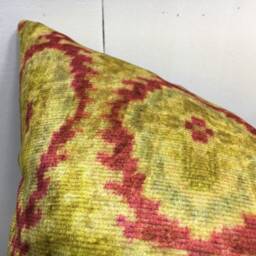 24x24 Silk Blend Ikat Pillow Cover, Handwoven Cushion - thumbnail 3