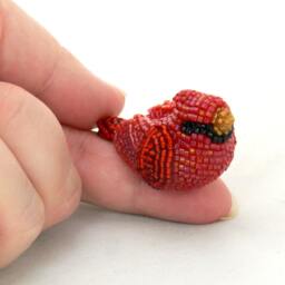 Cardinal Miniature Beaded Male Bird Figurine - thumbnail 2