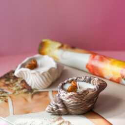 Handmade Soy Candle in Shell Dish Coffee Bean Topped, Reusable Trinket Holder - thumbnail 3