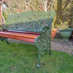 Coalbrookdale Nasturtium Garden Bench in Green With Sapele Slats - thumbnail 3