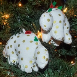 Nerdisaurus Christmas Polkadot Dinosaur Handmade Handsewn Stegosaurus Ornament - thumbnail 3