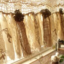Handmade Crochet Lace Valance Shabby Chic Burlap Rustic Garland - thumbnail 2