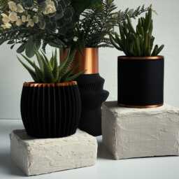 Indoor Planter - Ribbed Pot Black & Copper House Plants - thumbnail 2