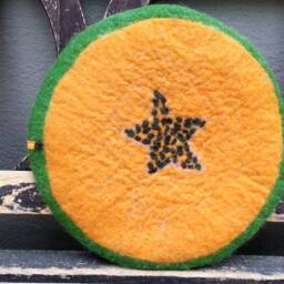 Handfelted Seat Cushion As Fruit Slice Papaya & Green Orange - thumbnail 3