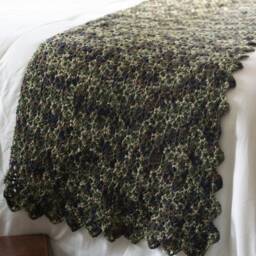 Crocheted Camouflage Bed Runner King Scarf, Rustic Decor - thumbnail 3