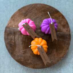 Set Of Pumpkin Shape Candles Packed in Craft Box - thumbnail 2