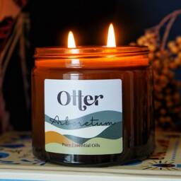 Arboretum Essential Oil Candle Hand Poured Small Batch Vegan Otter Co Aromatherapy - thumbnail 2