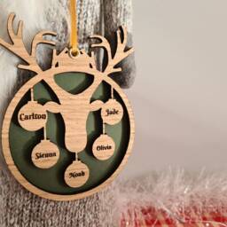 Reindeer Family Bauble Personalised Oak Christmas Decoration - thumbnail 3