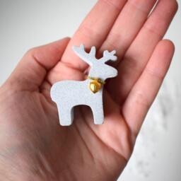 Mini Granite Reindeer Handmade Christmas Ornament With Gold Bell - thumbnail 2