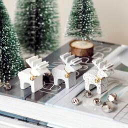 Mini Granite Reindeer Handmade Christmas Ornament With Gold Bell - thumbnail 3