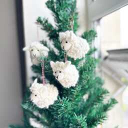 Needle Felted Sheep Christmas Ornament Handmade Wool Decoration - thumbnail 3