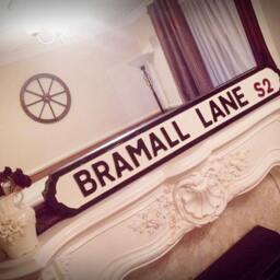 Bramall Lane Old Fashioned Faux Cast Iron Customisable Sheffield Street Sign Perfect Home Decor Plaque Gift - thumbnail 2