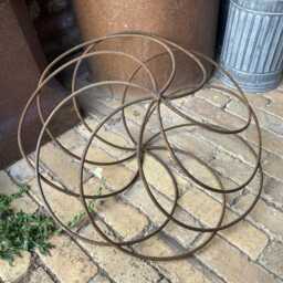 Large Metal Rusty Garden Sculpture Decorative Ornament Steel - thumbnail 3