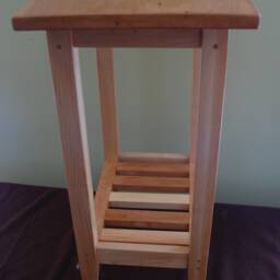 Rectangular Hard Maple & Cherry Shaker Style End Table With Shelf - thumbnail 2