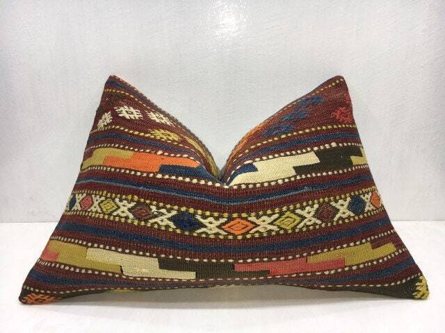 Vintage Kilim Pillow Cover, Turkish Home Decor - 16x24 - image 1